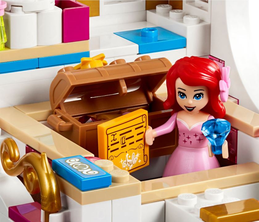 Конструктор из серии Lego Princess - Королевский корабль Ариэль  